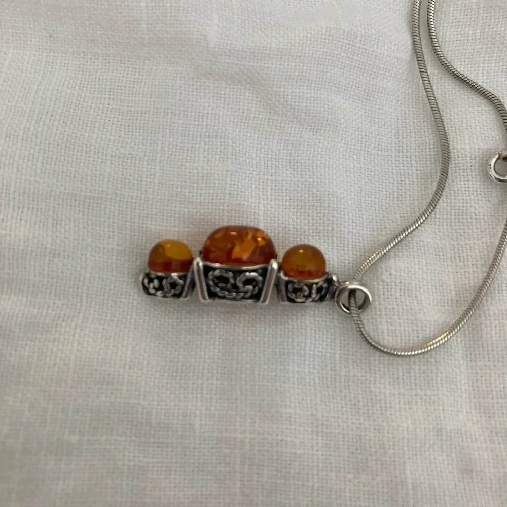 Vintage 1970s Amber Sterling Silver Pendant Necklace